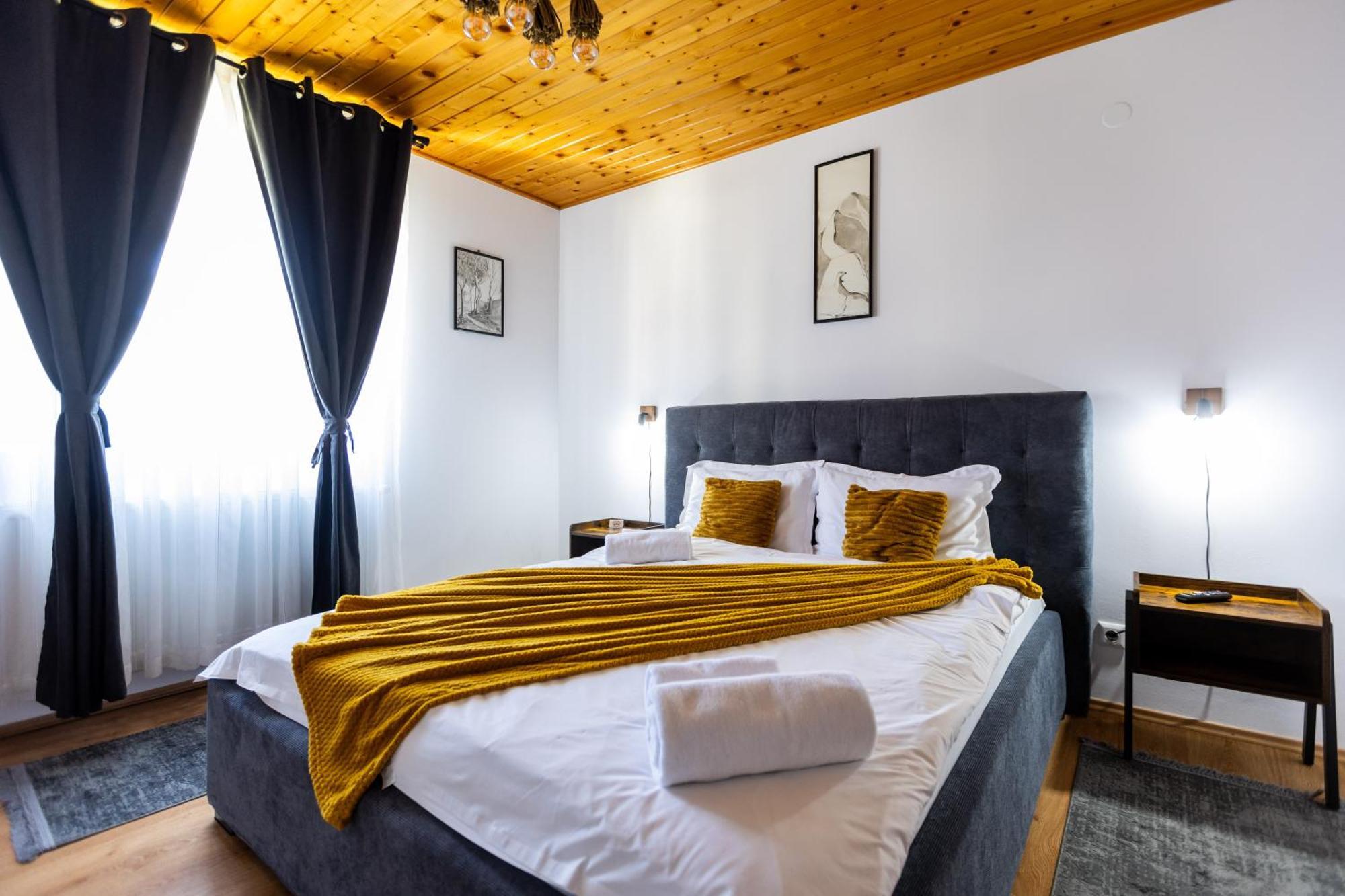 Holiday home Falco Bianco *